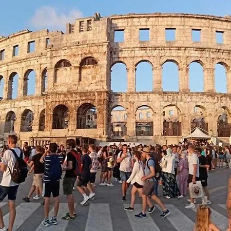 Apartament Angels - Marlen Pula